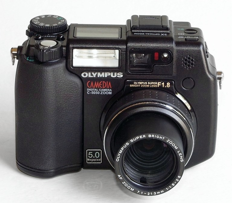 Olympus Camedia C5050Z digital camera